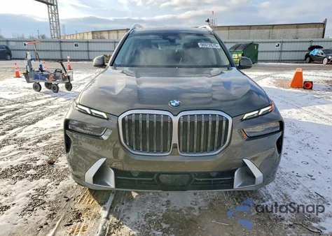 2024 BMW X7 xDrive40I z USA, uszkodzony, nr VIN 5UX23EM09R9T49222